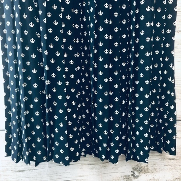 Vintage Josephine Chaus Crown Print Pleated Skirt Size 10 - Picture 3 of 14